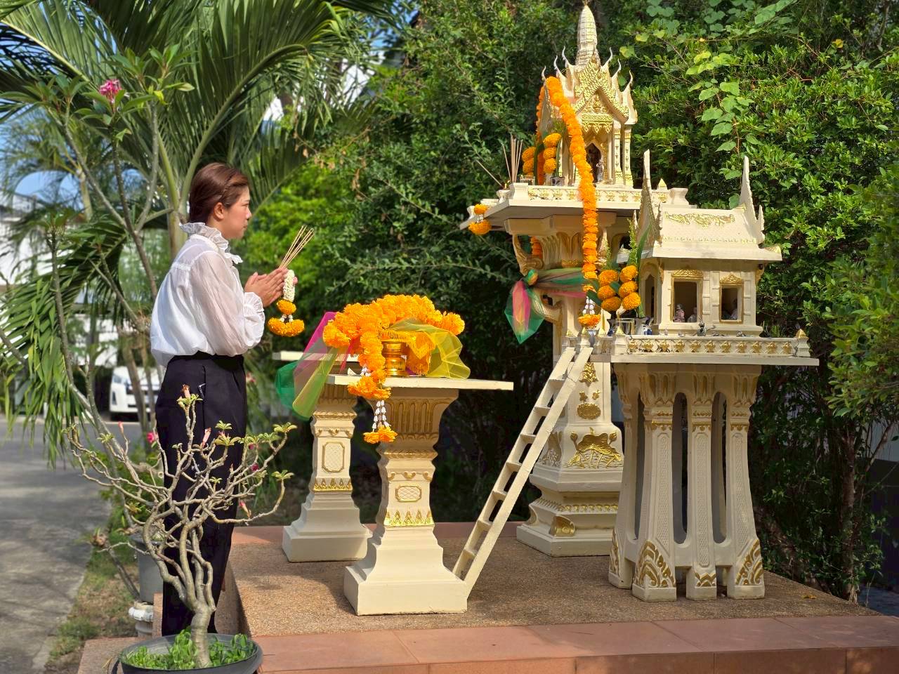 title - สำนักงานการปฏิรูปที่ดินจังหวัดเพชรบุรี (ส.ป.ก. เพชรบุรี) ต้อนรับนางสาวศุภาพิชญ์ อุปัชชนานันท์ เนื่องในโอกาสย้ายมาดำรงตำแหน่งปฎิรูปที่ดินจังหวัดเพชรบุรี ณ ส.ป.ก.เพชรบุรี